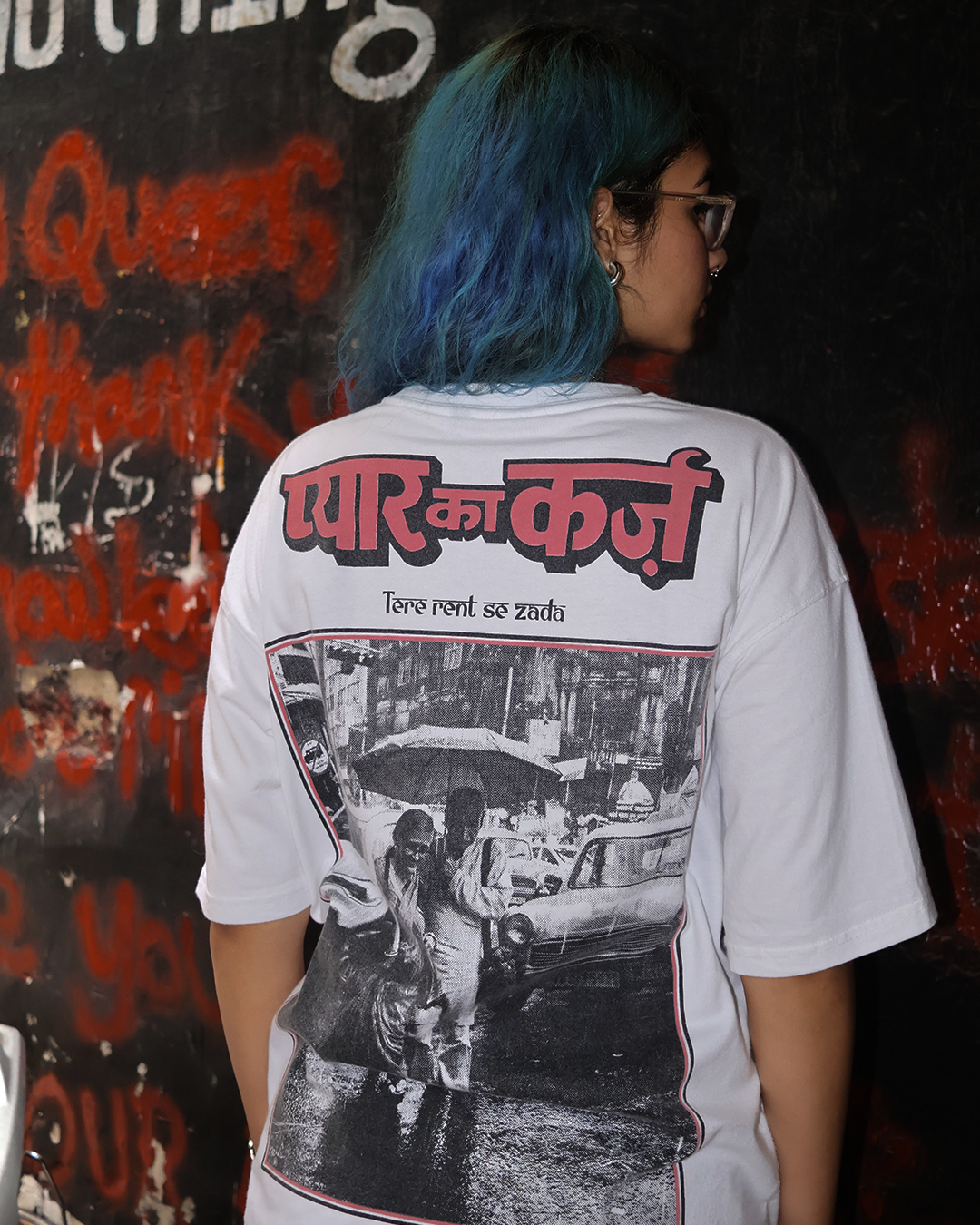 Pyaar ka karz, Oversized T-shirt