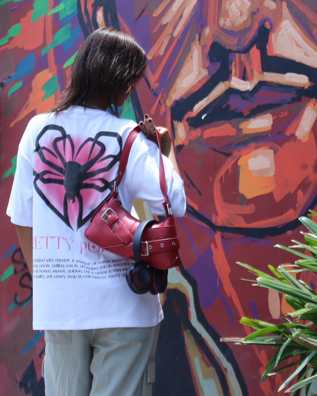 Pretty Poison Oversized T-shirt